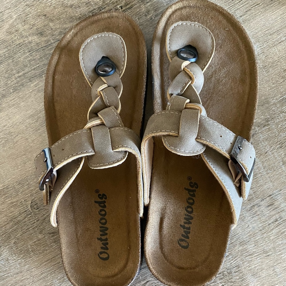 NEW Outwoods Sandals